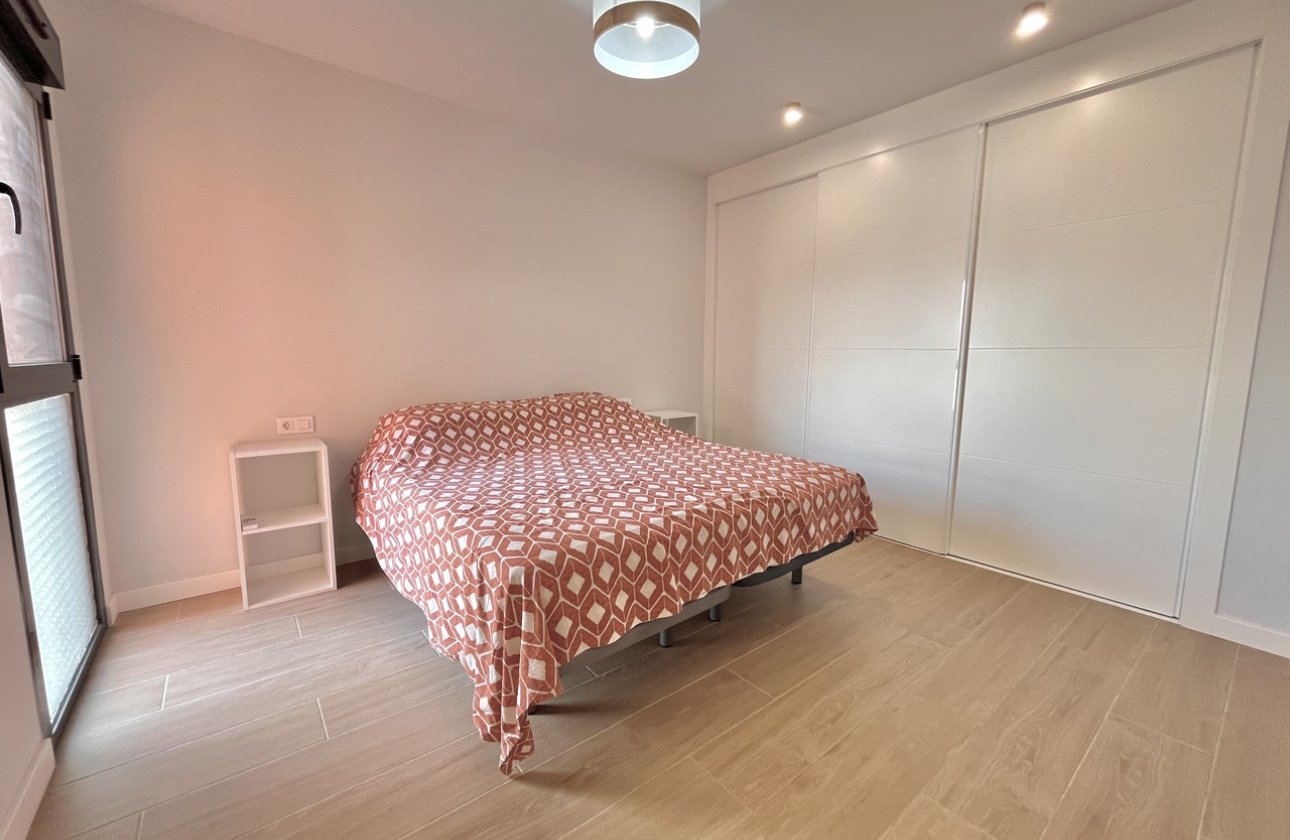 Resale - Apartment -
Villamartin - Costa Blanca