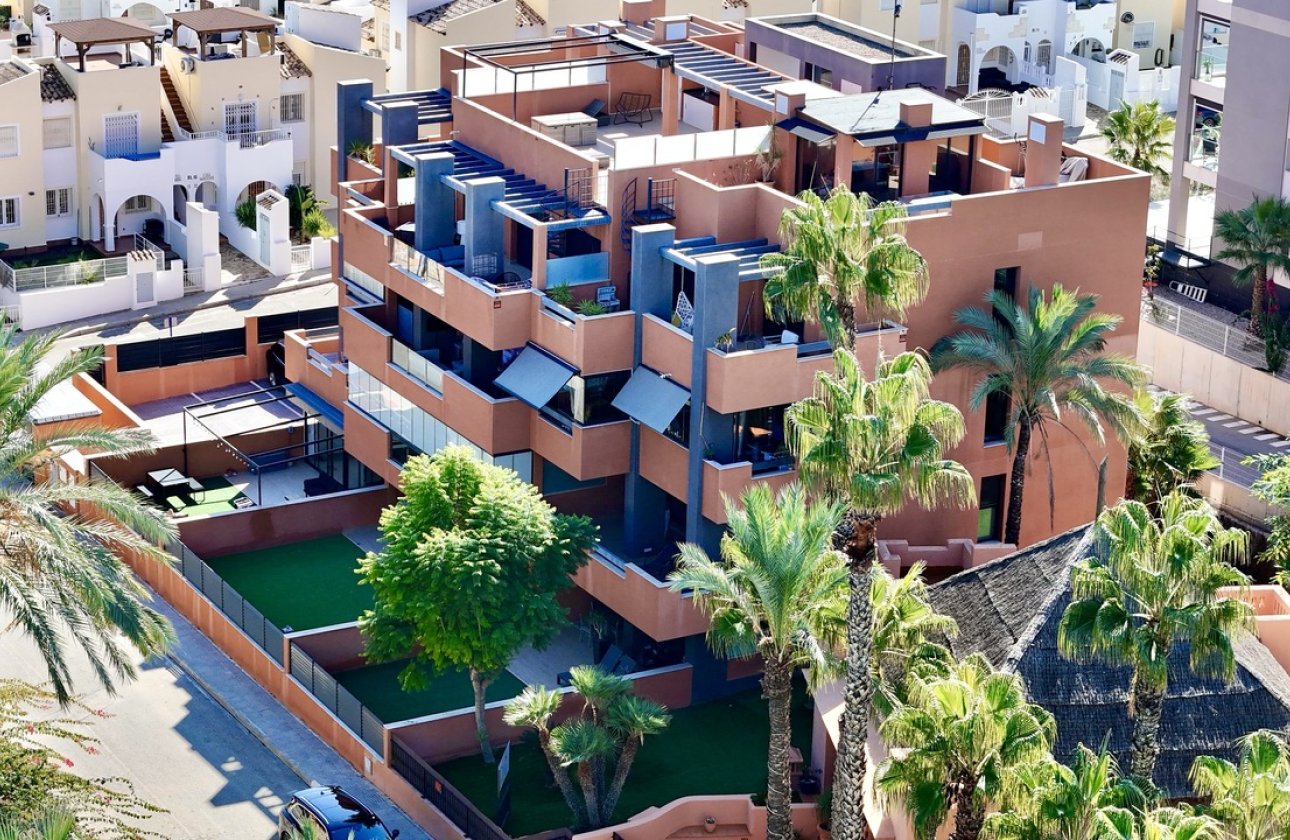Resale - Apartment -
Villamartin - Costa Blanca