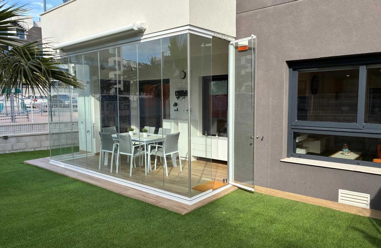 Resale - Apartment -
Villamartin - Costa Blanca