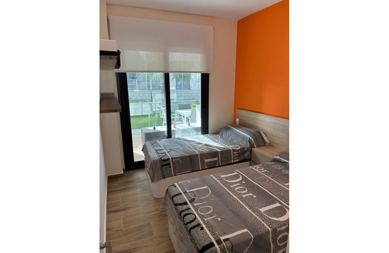 Resale - Apartment -
Villamartin - Costa Blanca