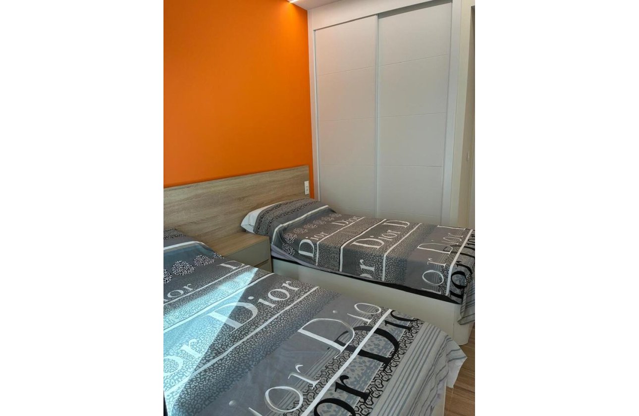 Resale - Apartment -
Villamartin - Costa Blanca