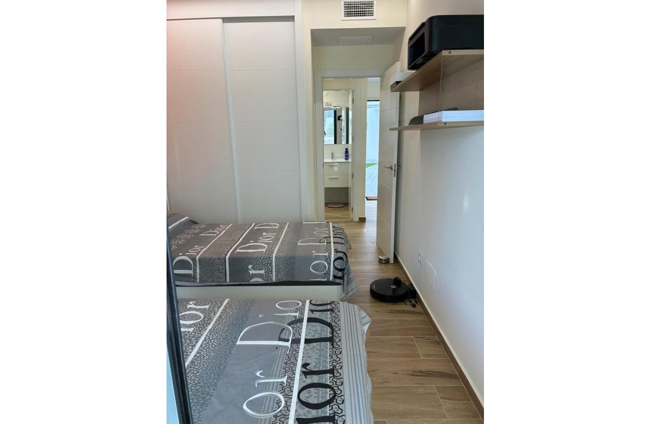 Resale - Apartment -
Villamartin - Costa Blanca