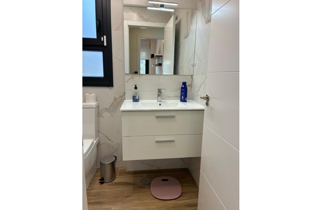 Resale - Apartment -
Villamartin - Costa Blanca