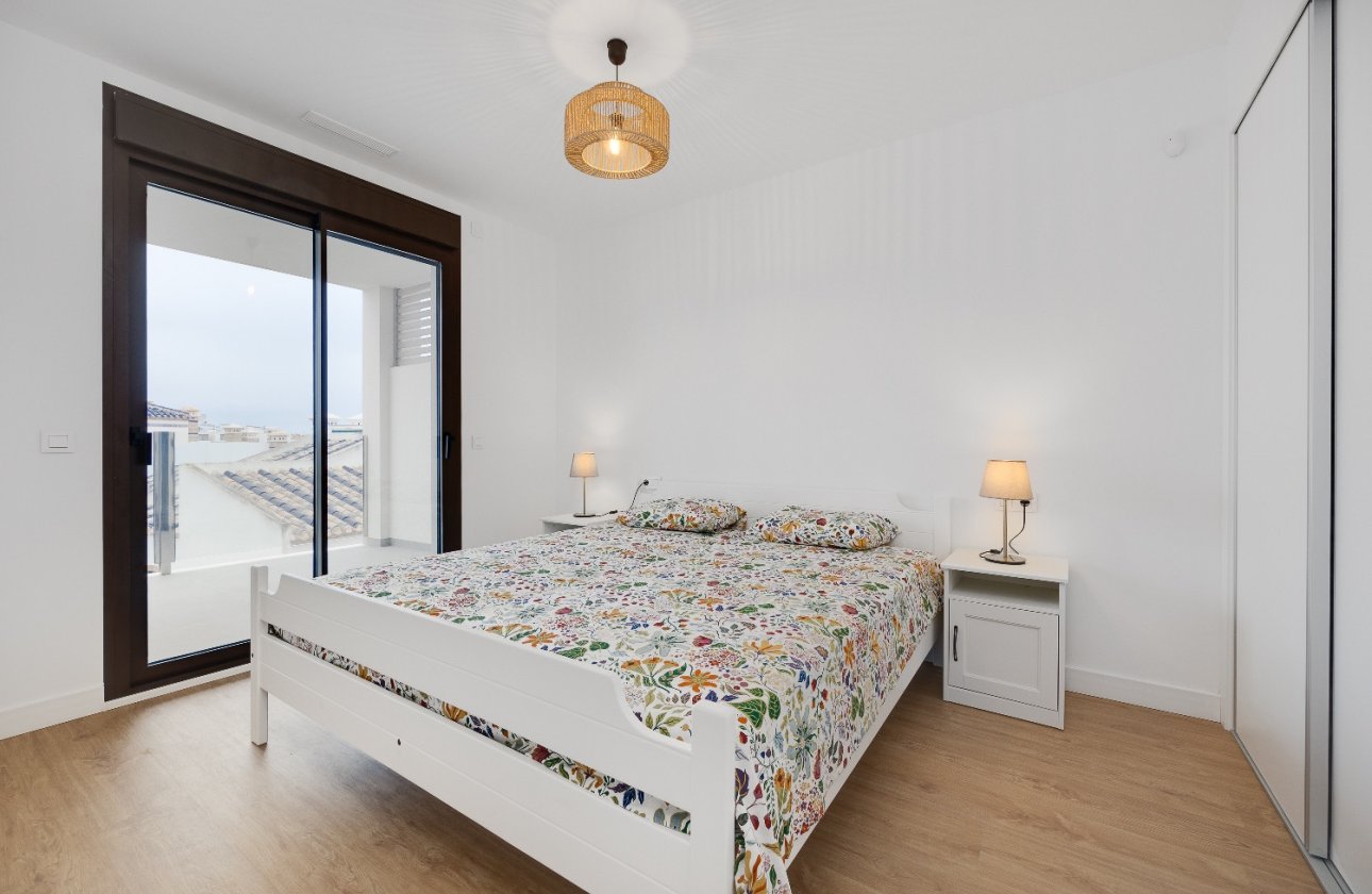 Resale - Apartment -
Villamartin - Costa Blanca