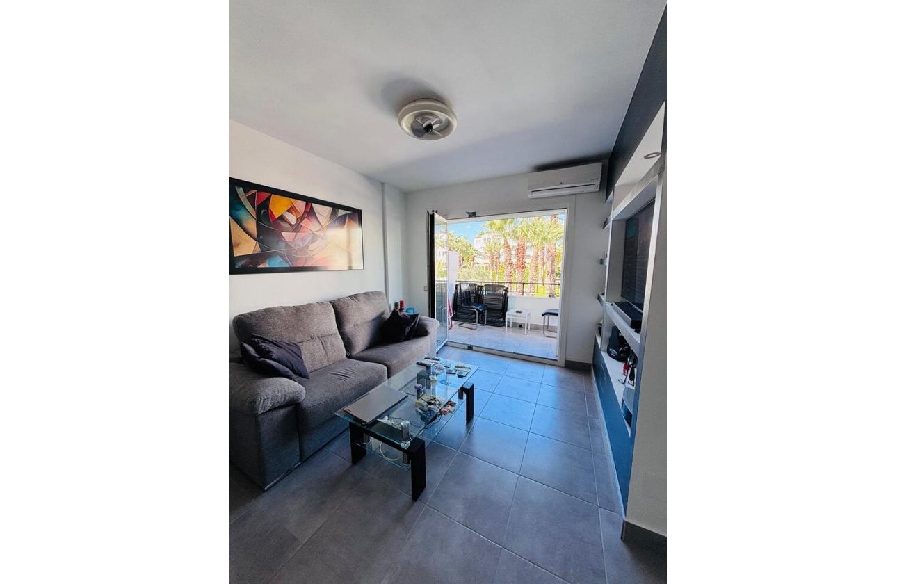 Resale - Apartment -
Villamartin - Costa Blanca