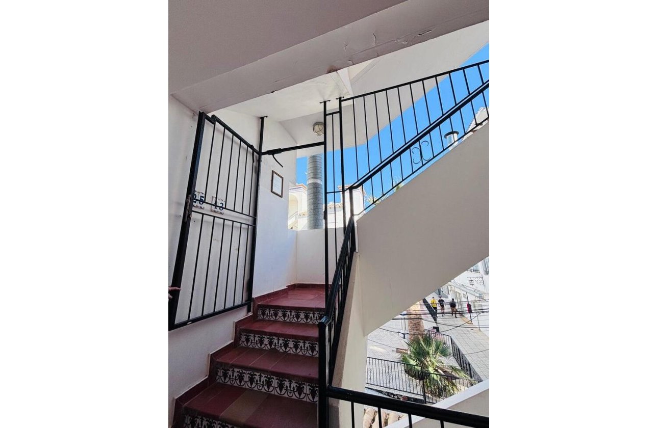 Resale - Apartment -
Villamartin - Costa Blanca