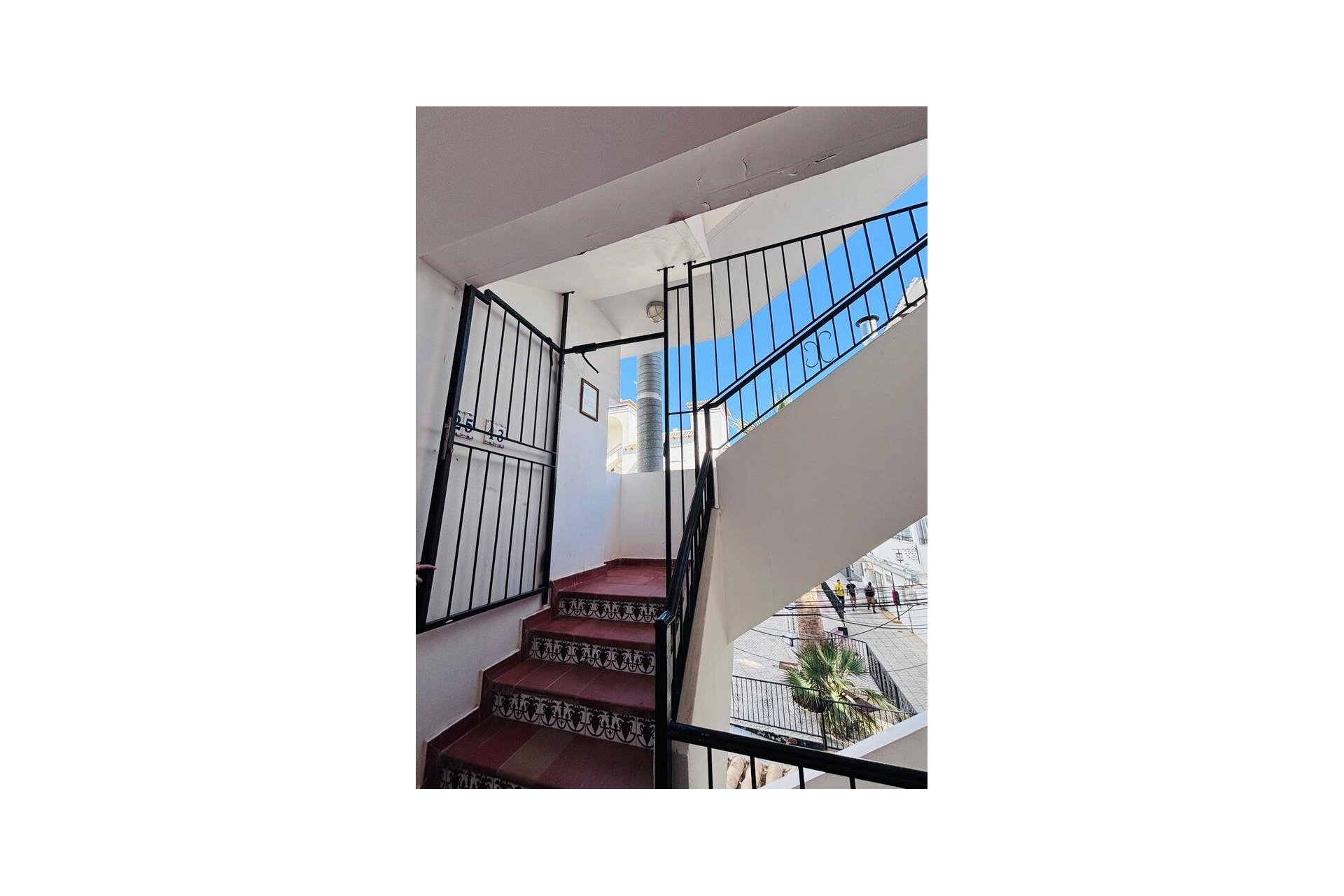 Resale - Apartment -
Villamartin - Costa Blanca