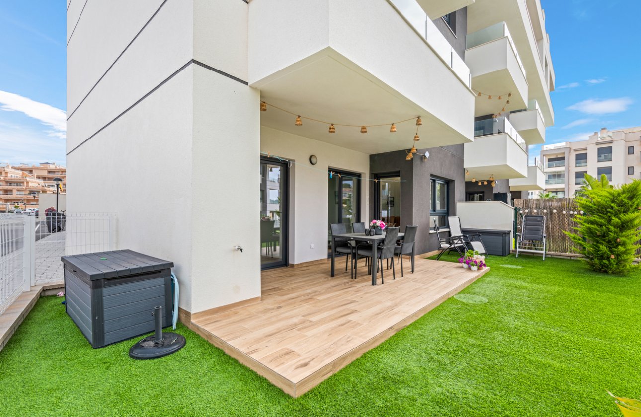 Resale - Apartment -
Villamartin - Costa Blanca