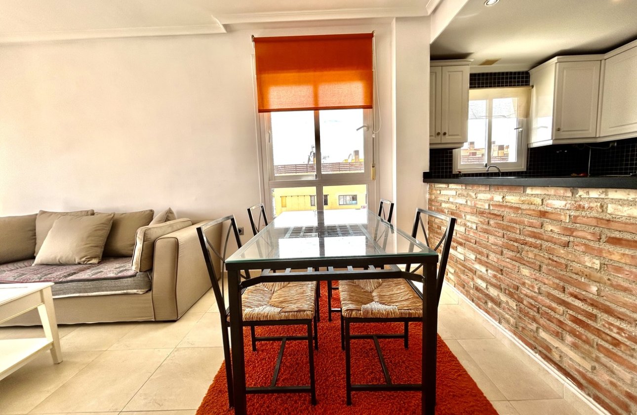 Resale - Apartment -
Villamartin - Costa Blanca