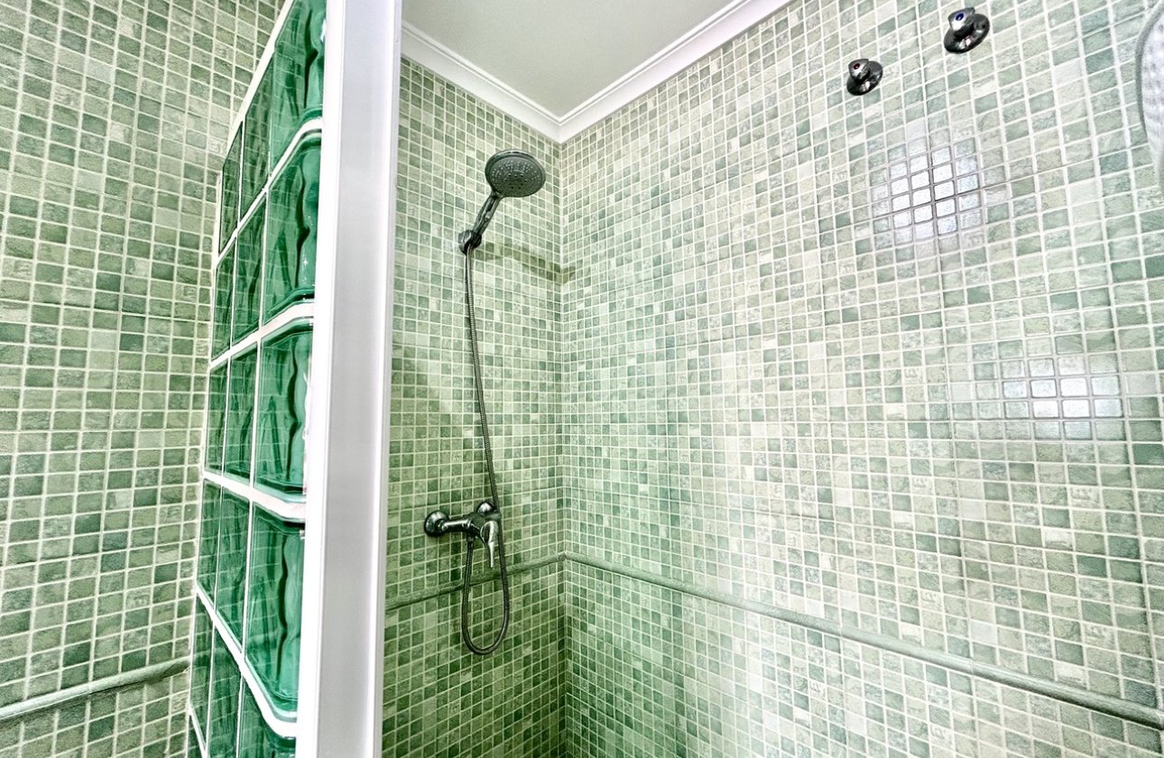 Resale - Apartment -
Villamartin - Costa Blanca