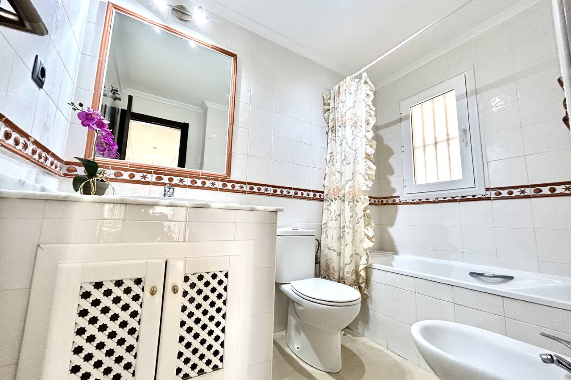 Resale - Apartment -
Villamartin - Costa Blanca