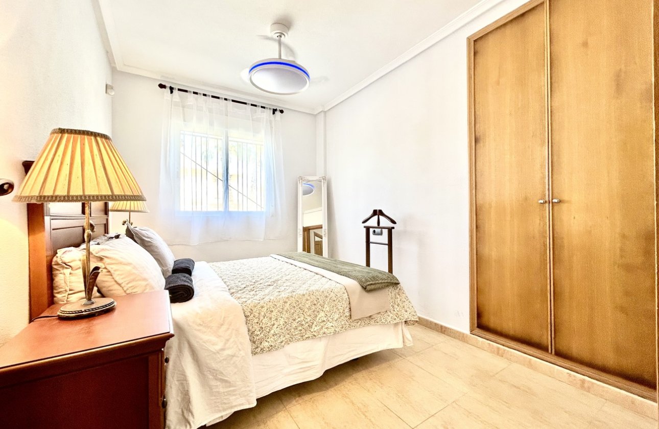 Resale - Apartment -
Villamartin - Costa Blanca