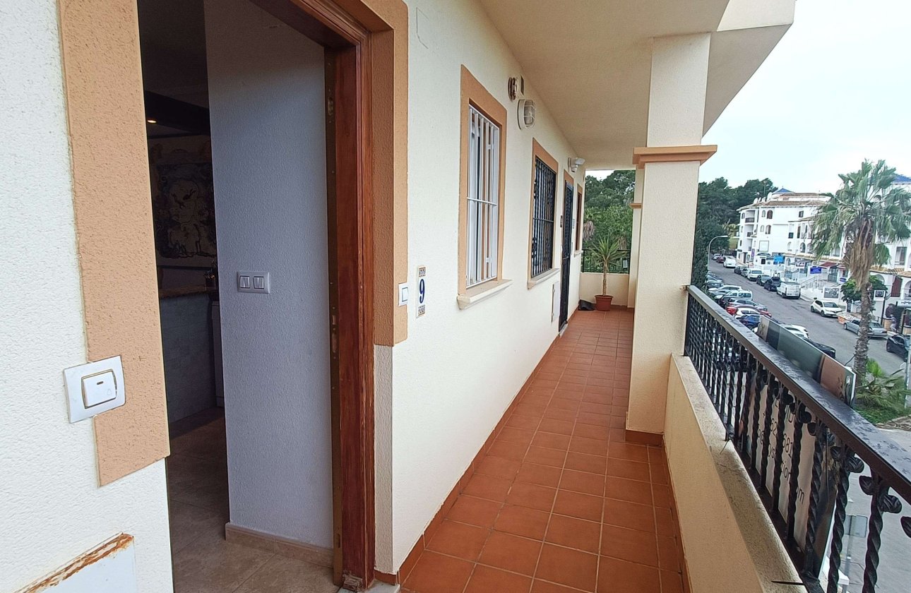 Resale - Apartment -
Villamartin - Costa Blanca