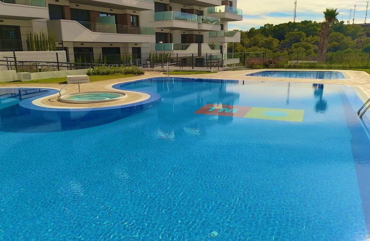 Resale - Apartment -
Villamartin - Costa Blanca