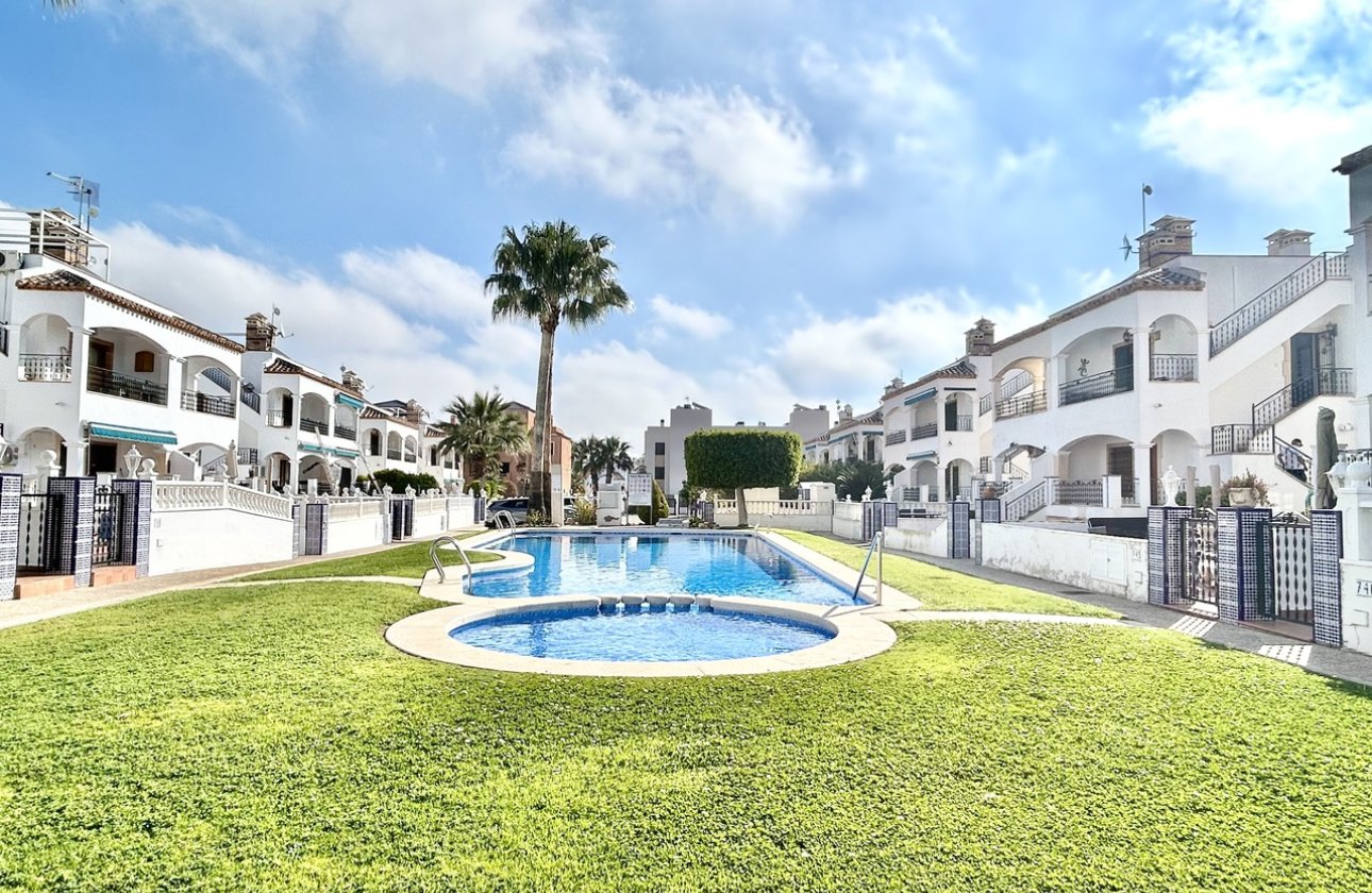 Resale - Apartment -
Villamartin - Costa Blanca
