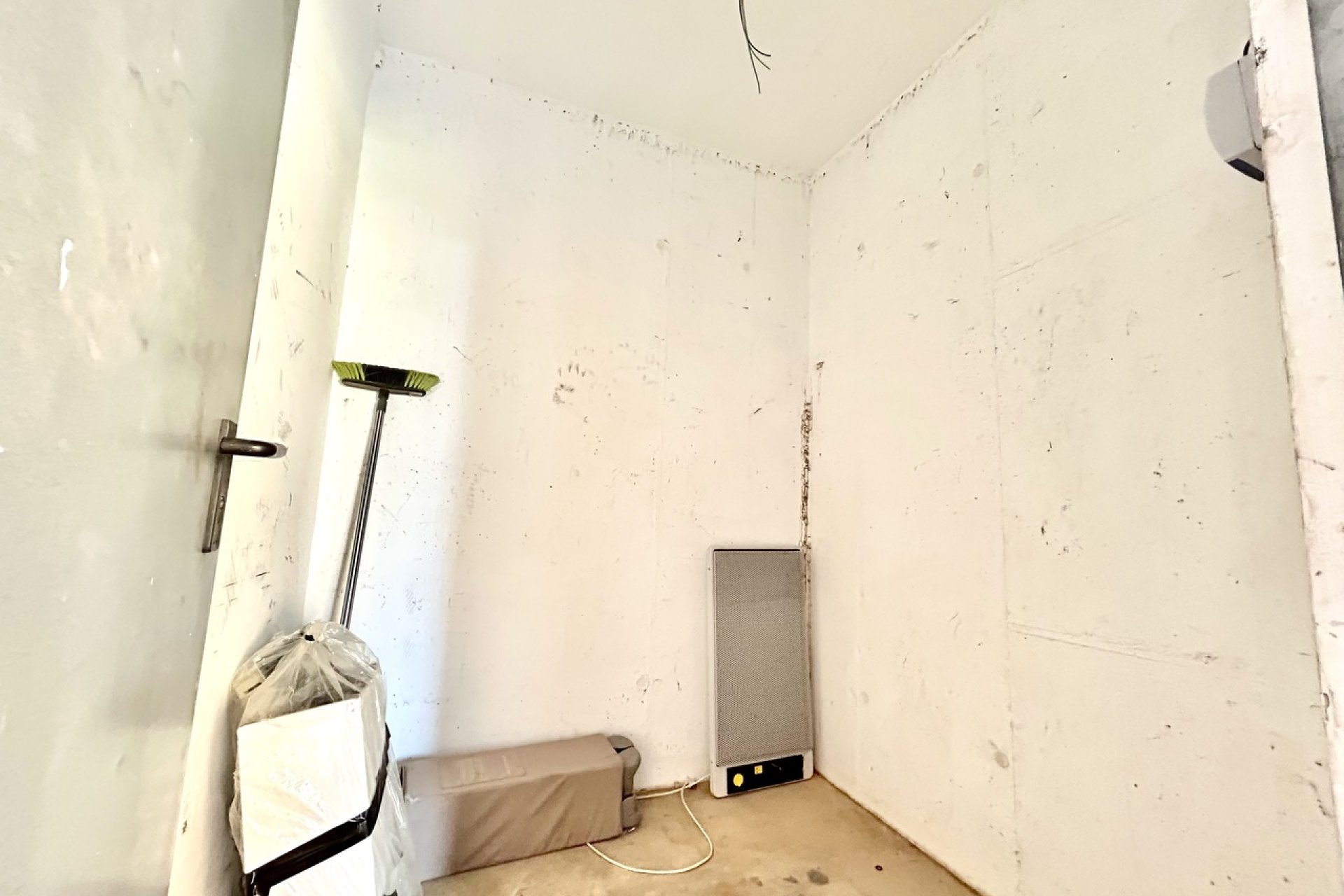 Resale - Apartment -
Villamartin - Costa Blanca