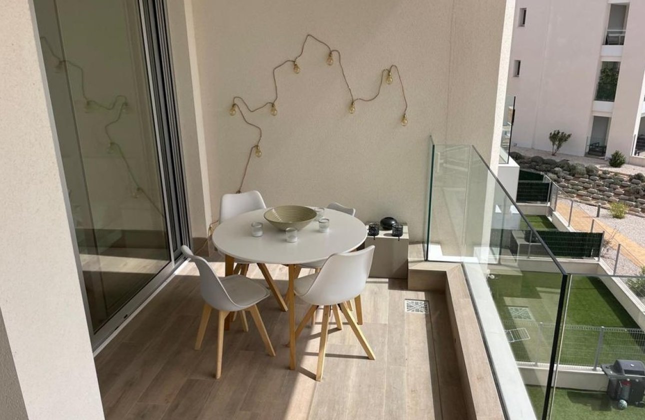 Resale - Apartment -
Villamartin - Costa Blanca