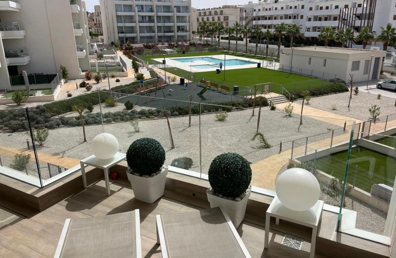 Resale - Apartment -
Villamartin - Costa Blanca