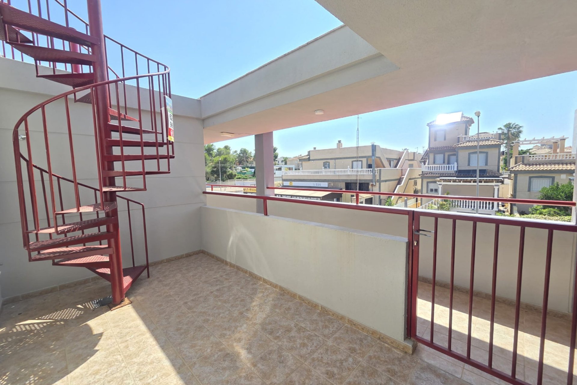 Resale - Apartment -
Villamartin - Costa Blanca