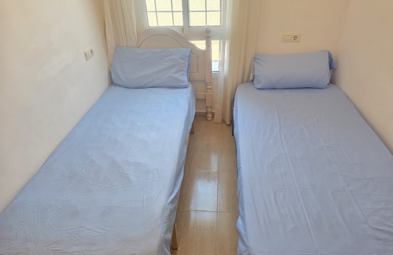 Resale - Apartment -
Villamartin - Costa Blanca