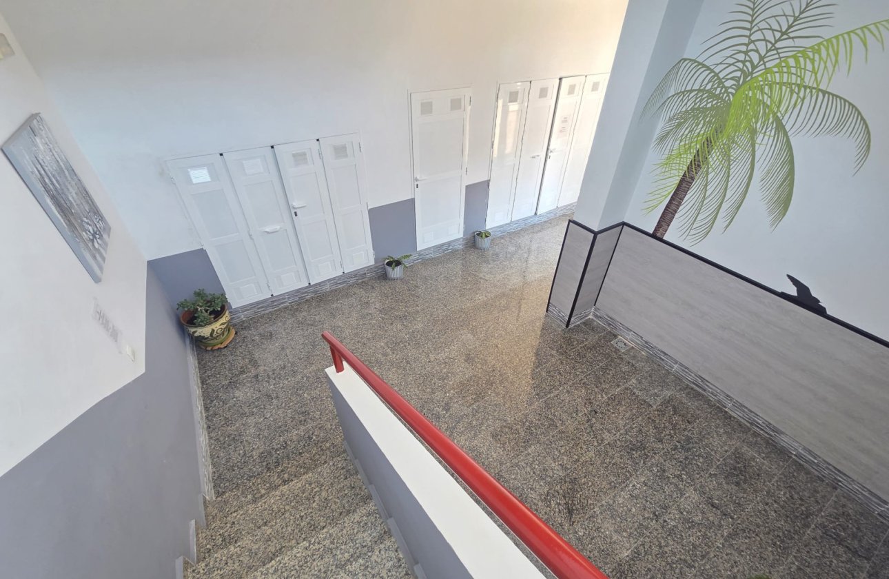 Resale - Apartment -
Villamartin - Costa Blanca