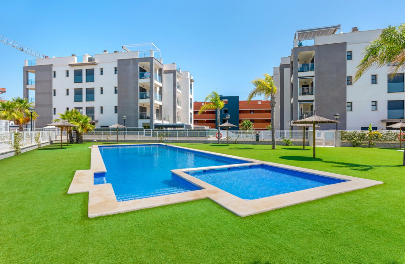 Resale - Apartment -
Villamartin - Costa Blanca
