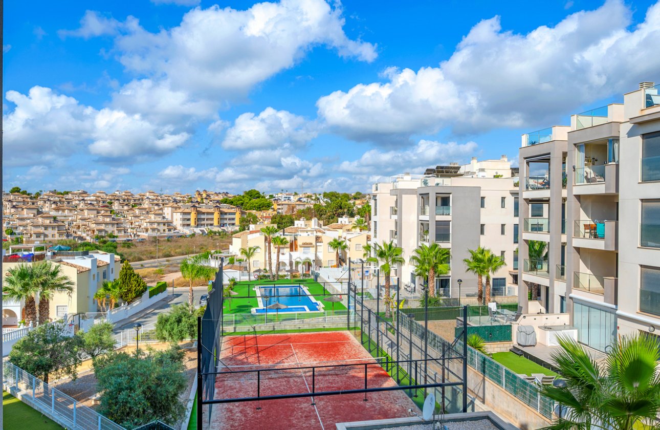 Resale - Apartment -
Villamartin - Costa Blanca