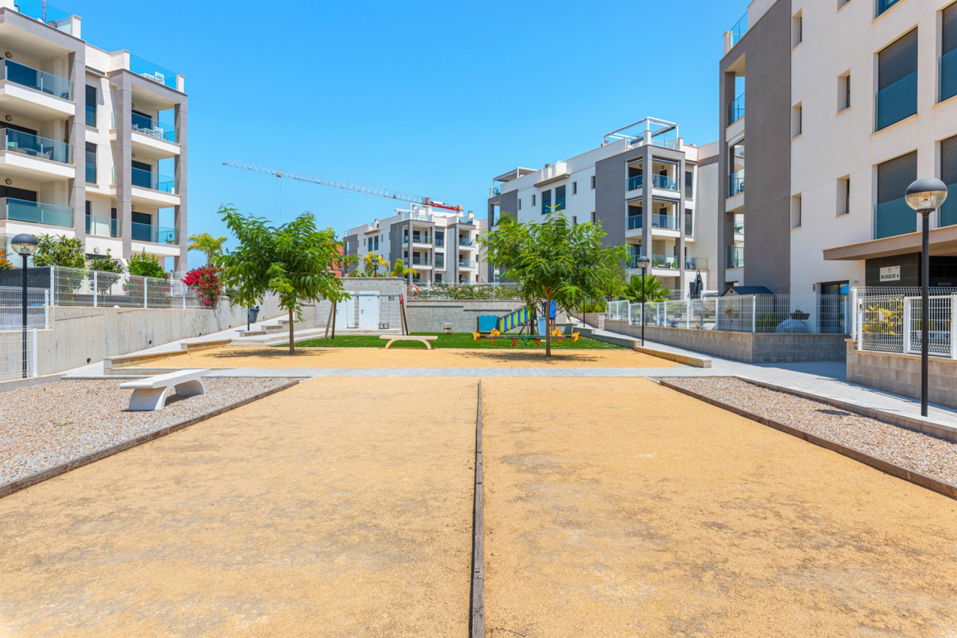 Resale - Apartment -
Villamartin - Costa Blanca