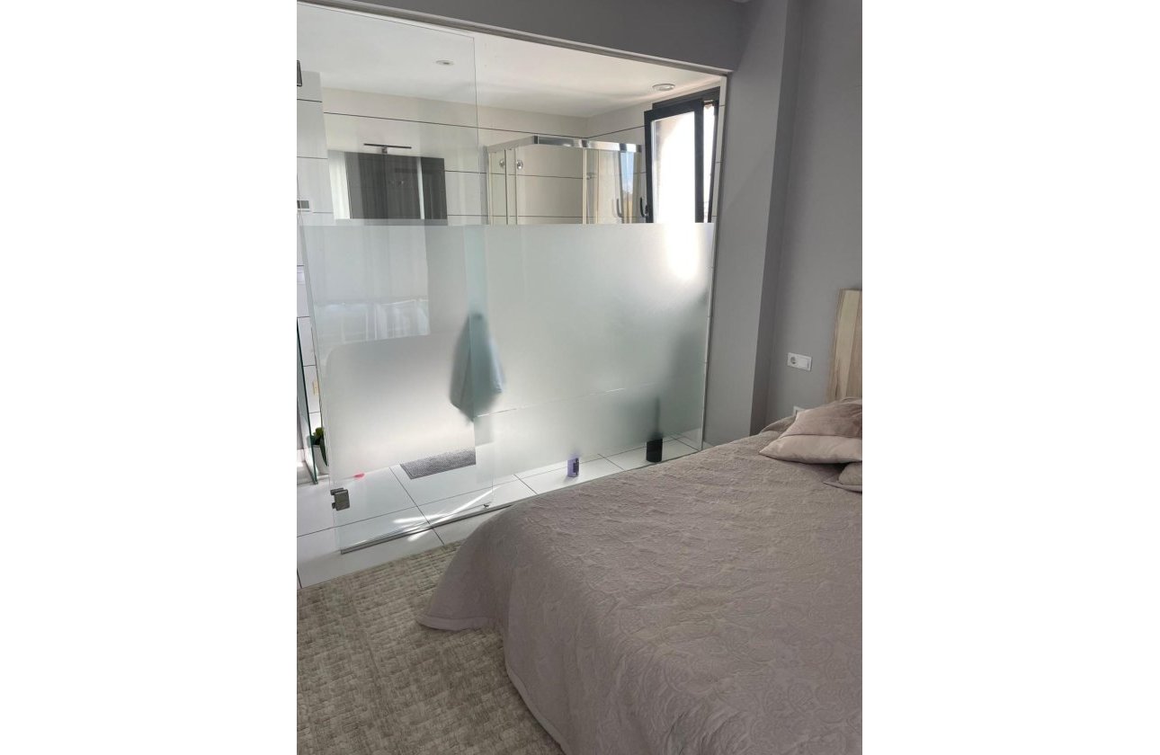 Resale - Apartment -
Villamartin - Costa Blanca