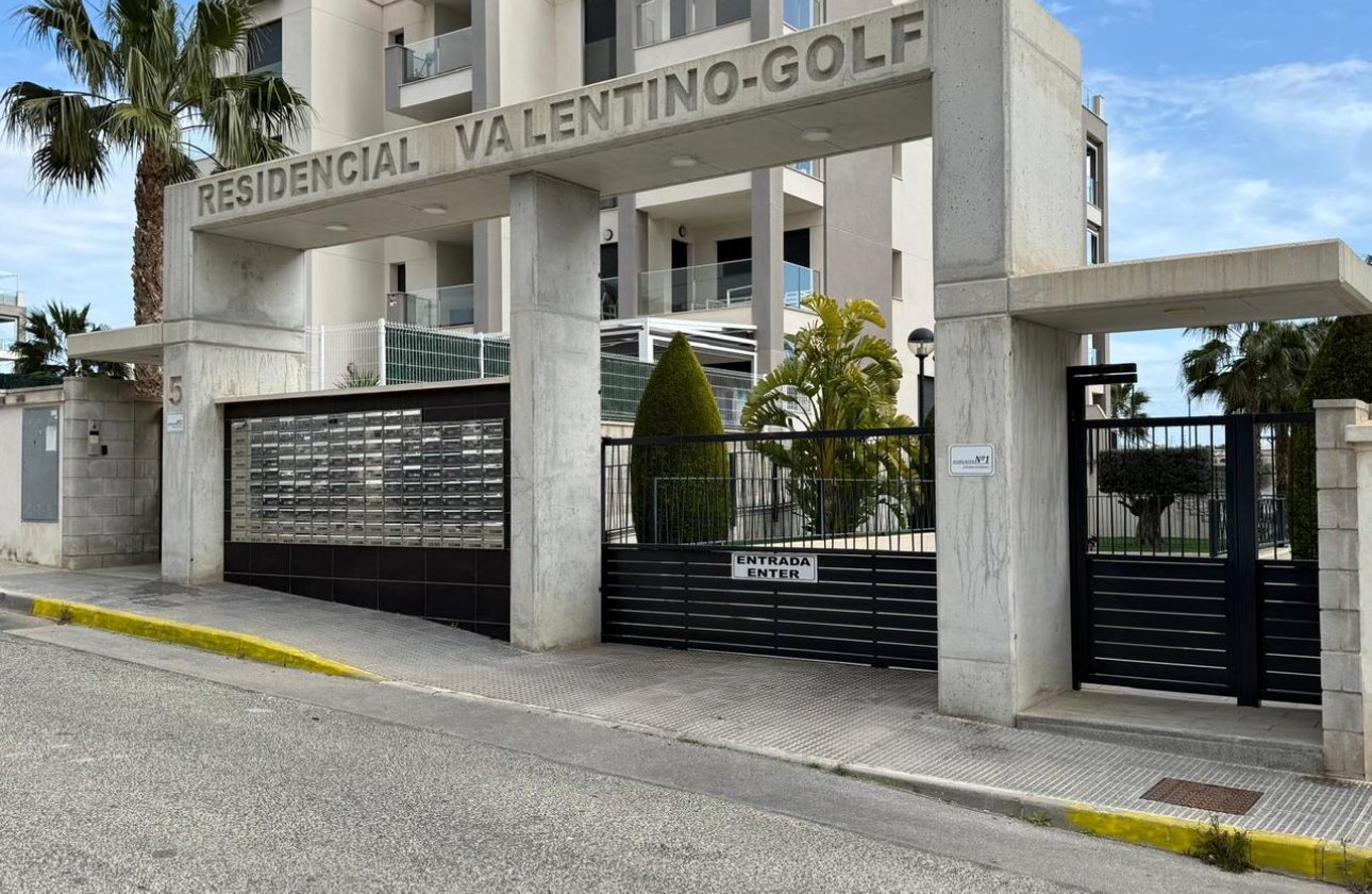 Resale - Apartment -
Villamartin - Costa Blanca