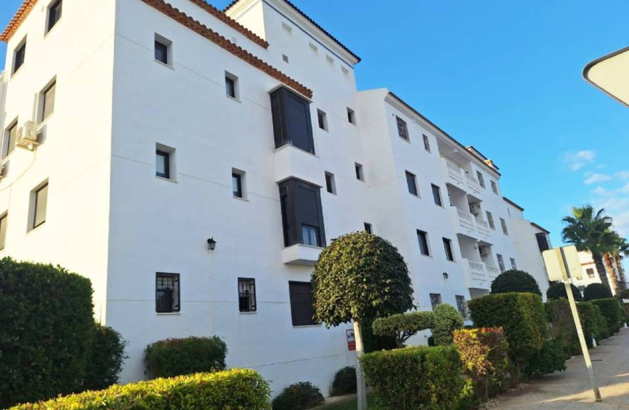 Resale - Apartment -
Villamartin - Costa Blanca