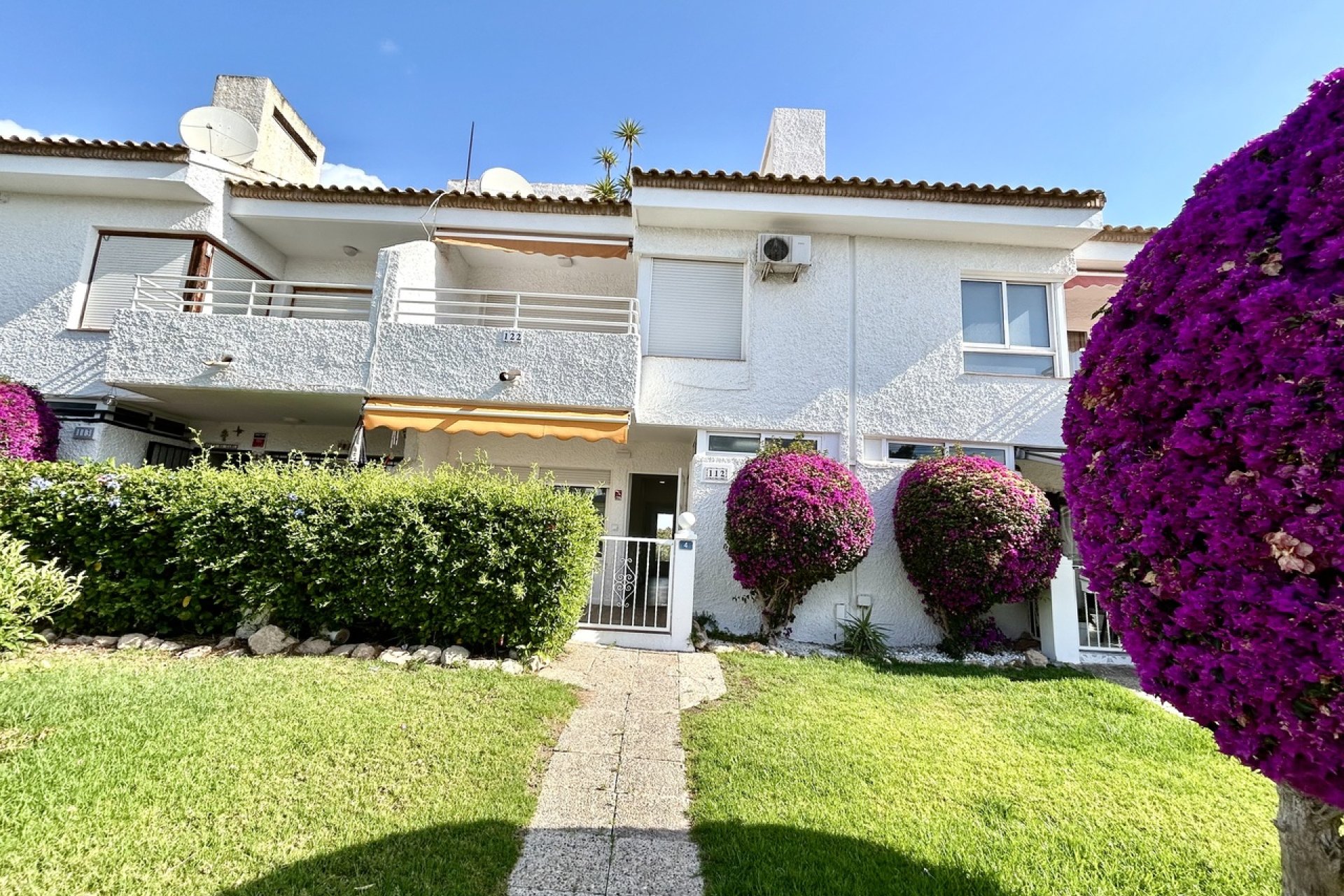 Resale - Apartment -
Villamartin - Costa Blanca