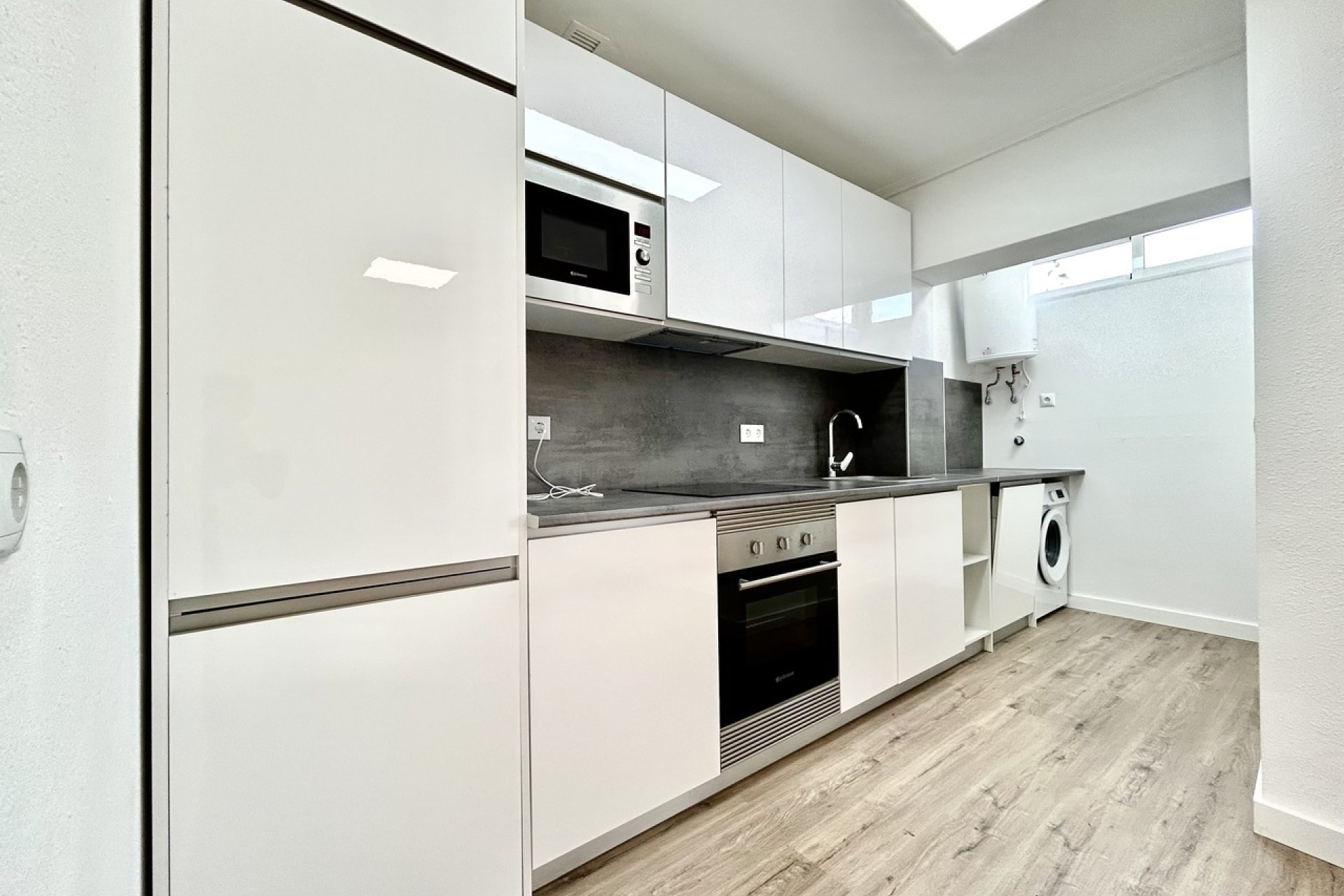 Resale - Apartment -
Villamartin - Costa Blanca