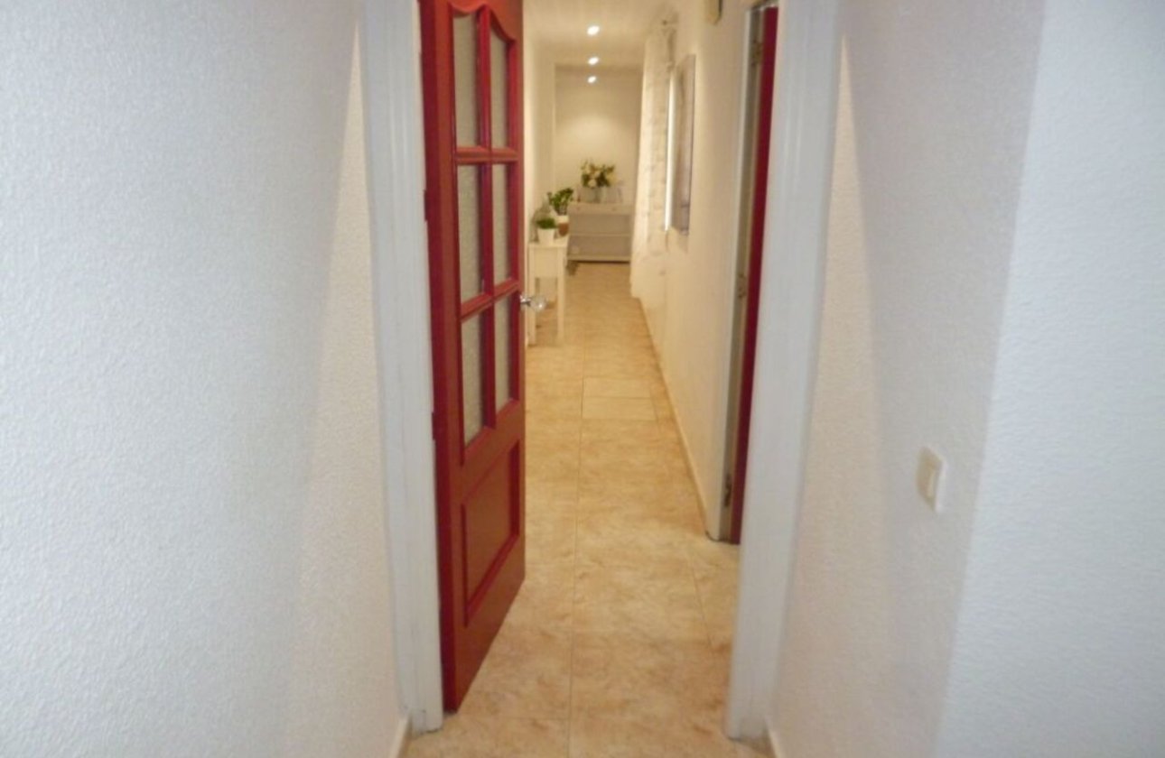 Resale - Apartment -
Villamartin - Costa Blanca