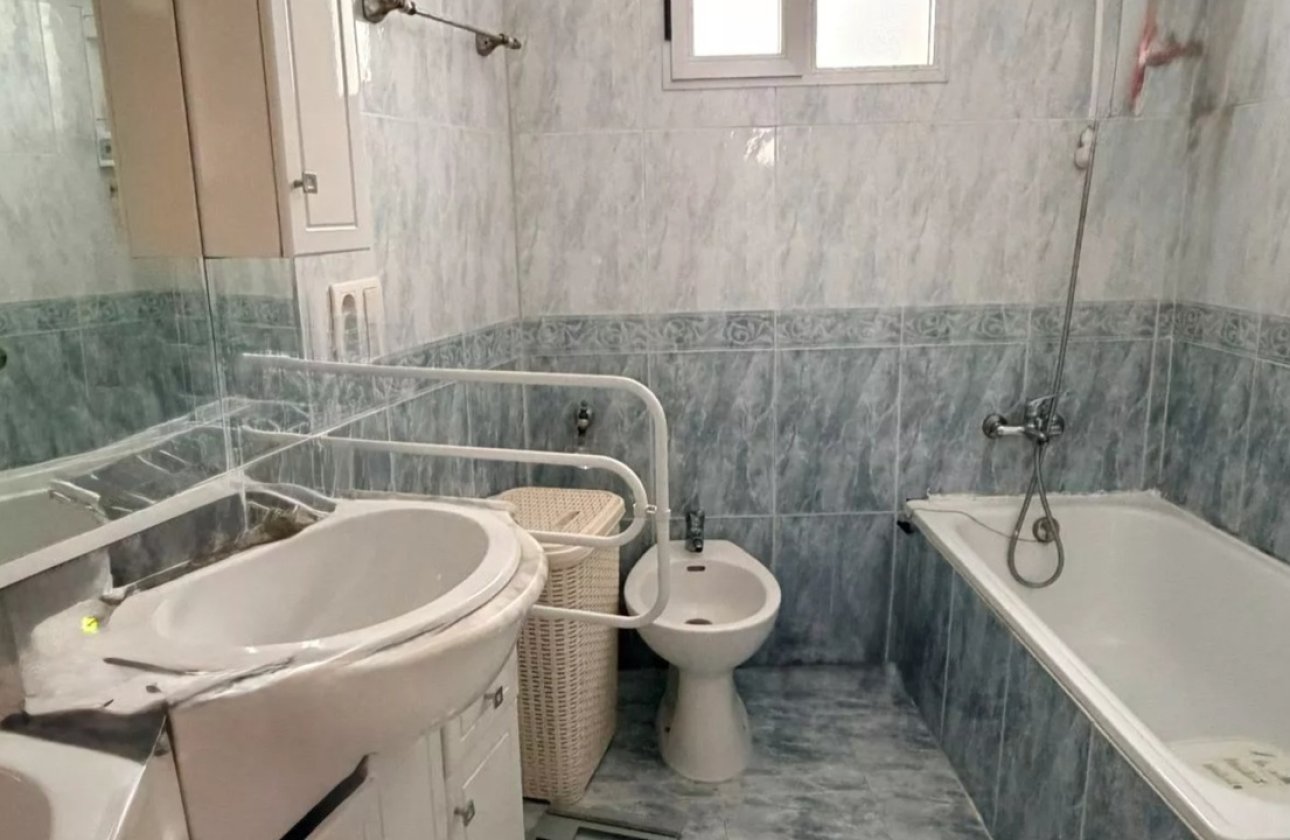 Resale - Apartment -
Villamartin - Costa Blanca