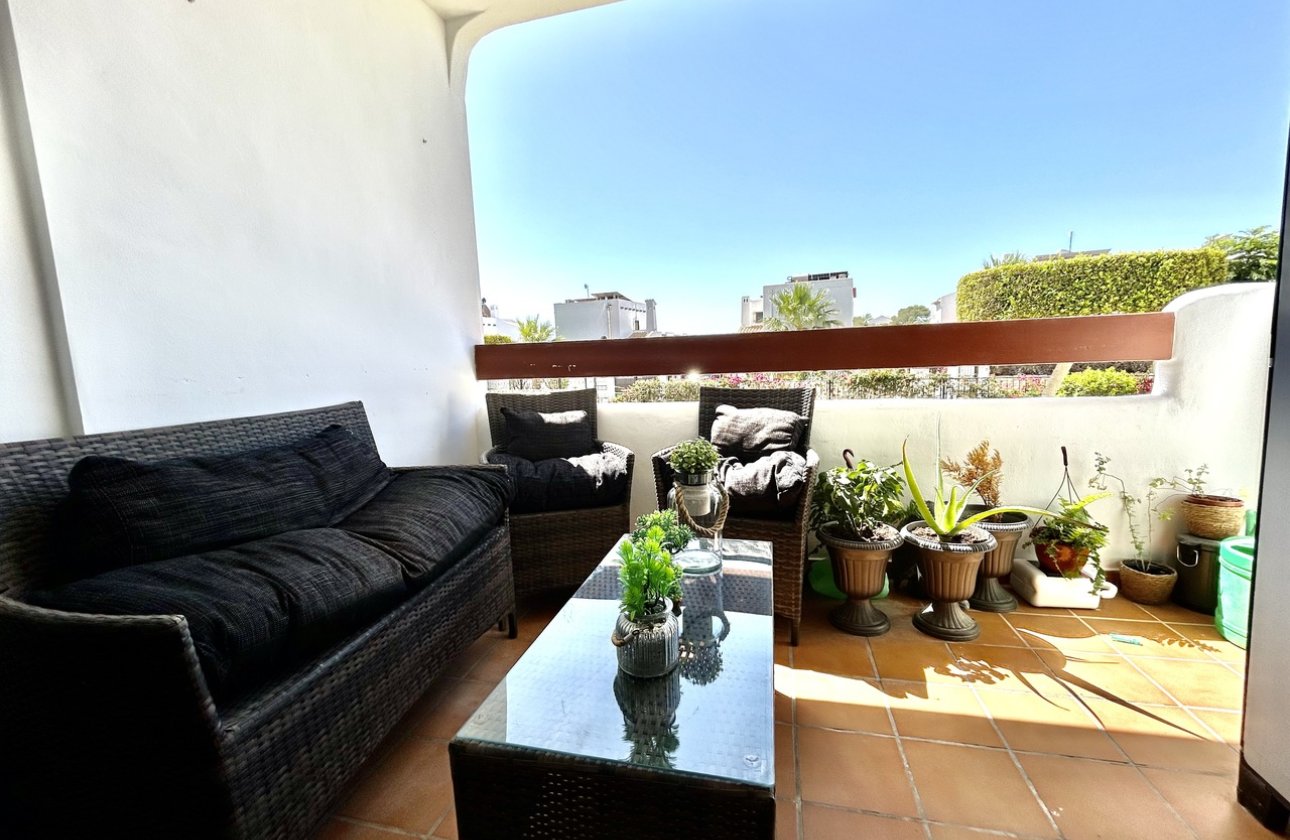 Resale - Apartment -
Villamartin - Costa Blanca