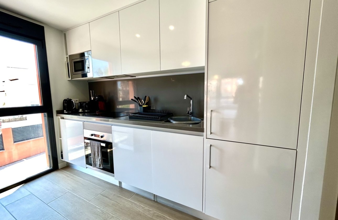 Resale - Apartment -
Villamartin - Costa Blanca