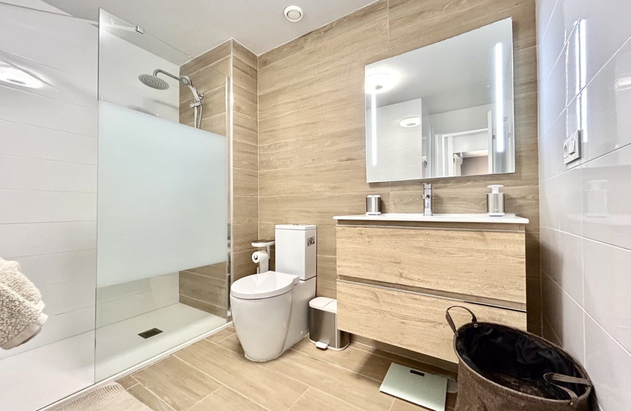 Resale - Apartment -
Villamartin - Costa Blanca