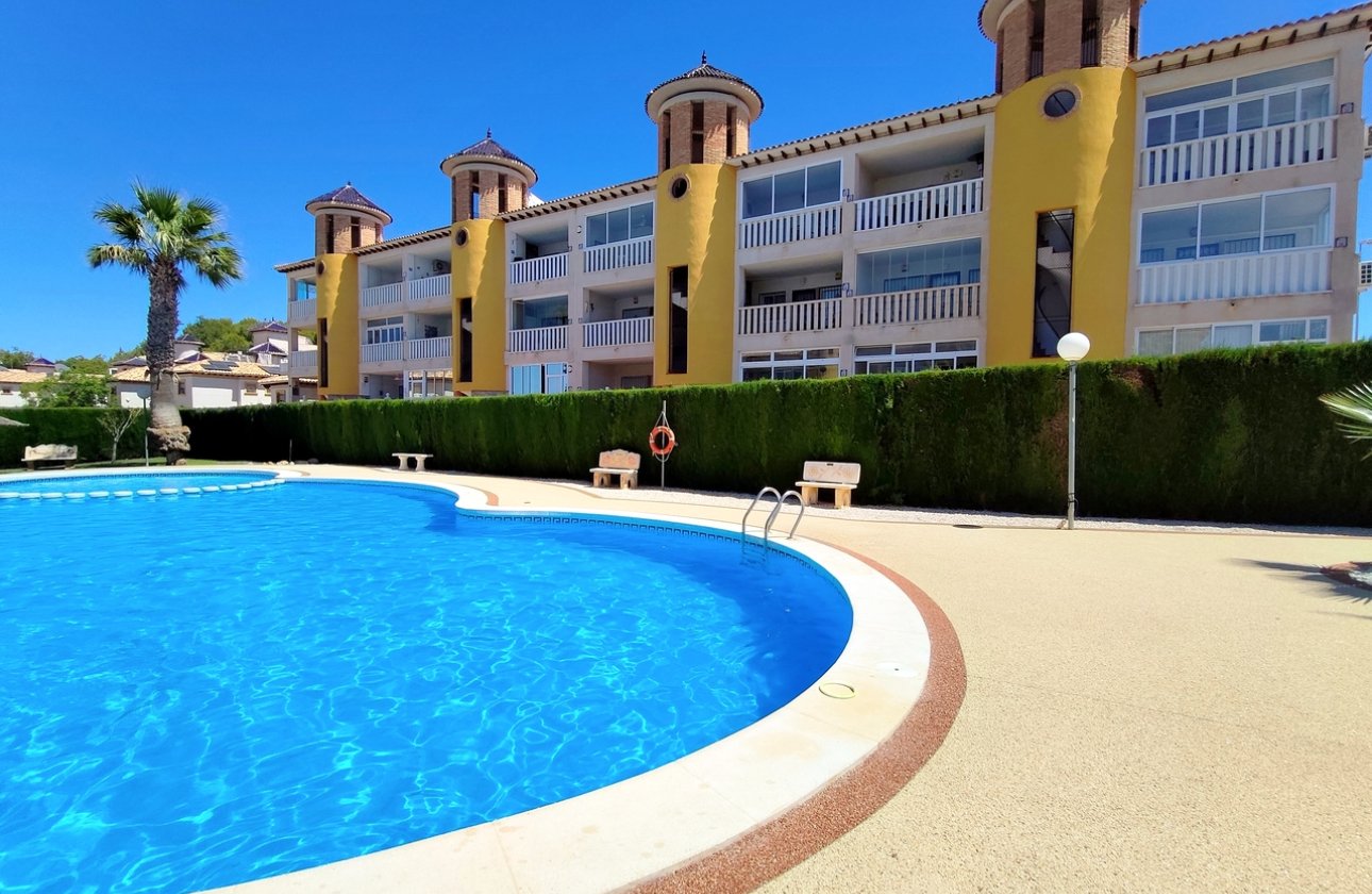 Resale - Apartment -
Villamartin - Costa Blanca