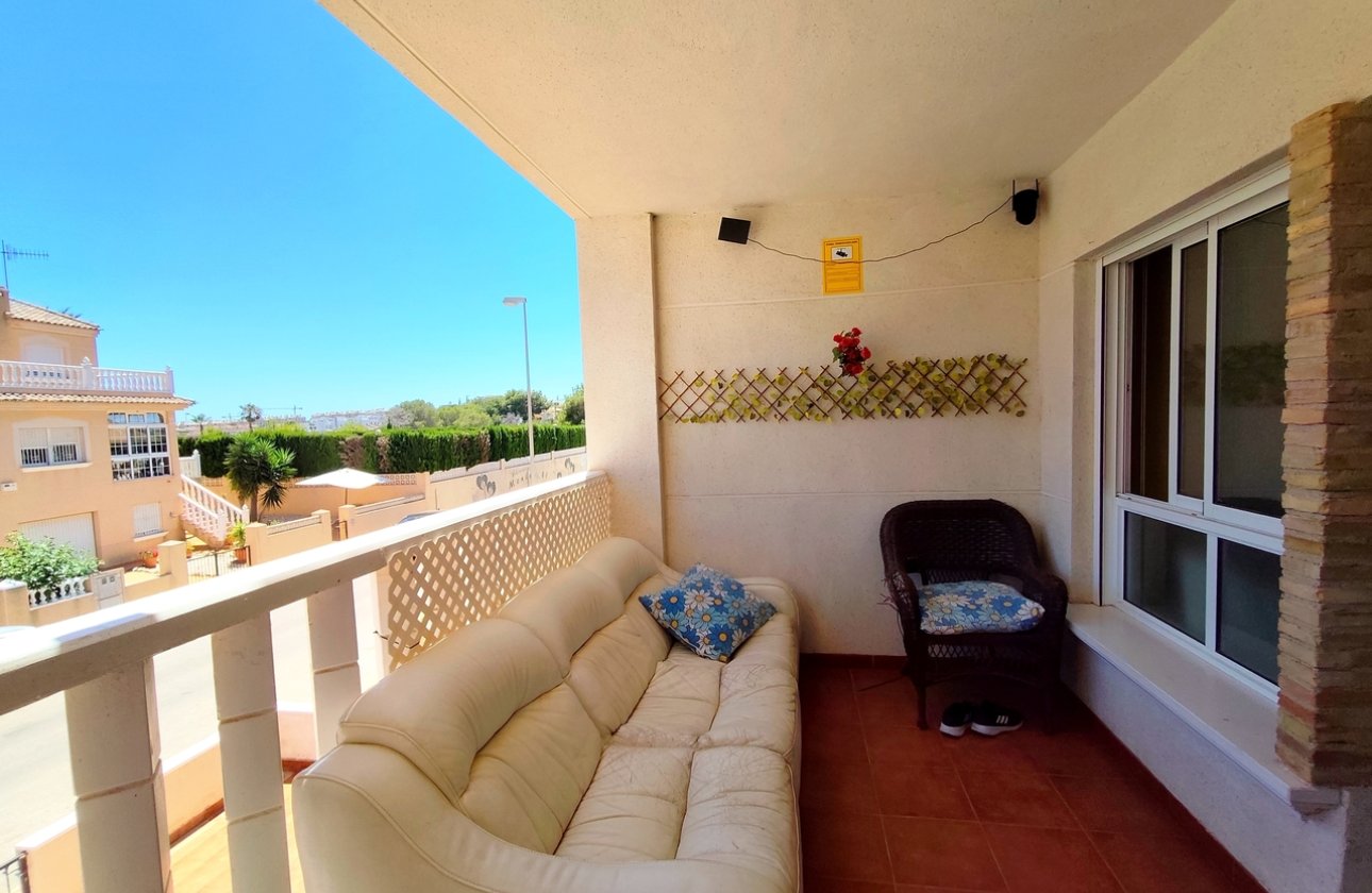 Resale - Apartment -
Villamartin - Costa Blanca