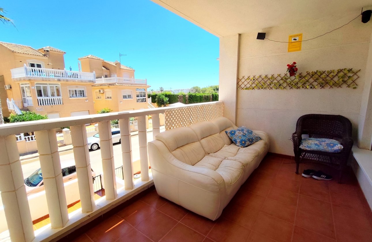 Resale - Apartment -
Villamartin - Costa Blanca