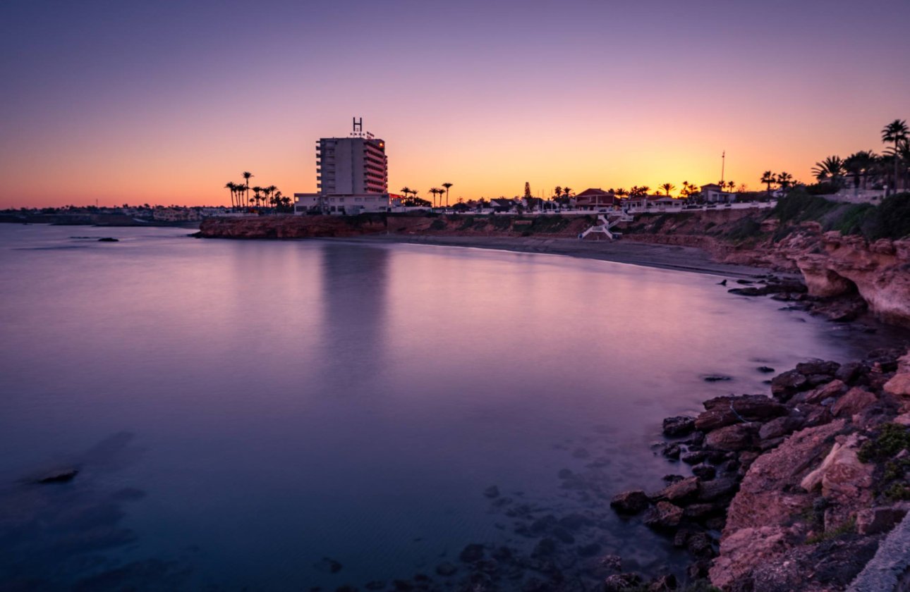 Resale - Apartment -
Villamartin - Costa Blanca