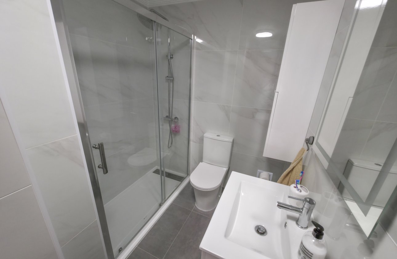 Resale - Apartment -
Villamartin - Costa Blanca