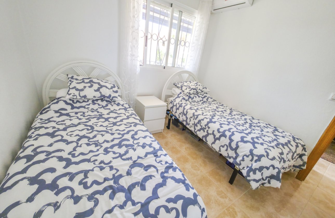 Resale - Apartment -
Villamartin - Costa Blanca