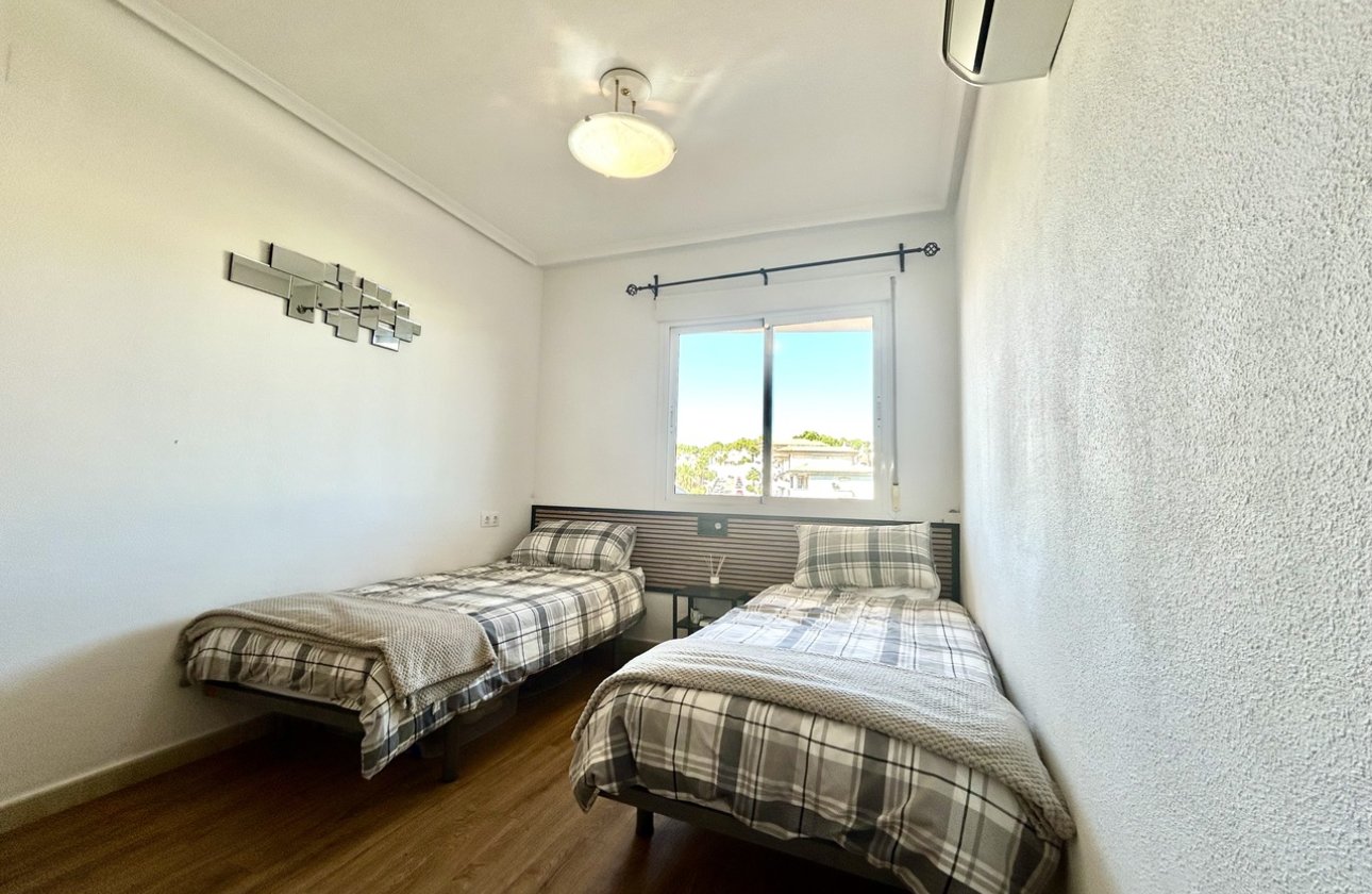 Resale - Apartment -
Villamartin - Costa Blanca