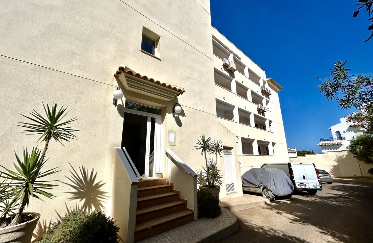 Resale - Apartment -
Villamartin - Costa Blanca