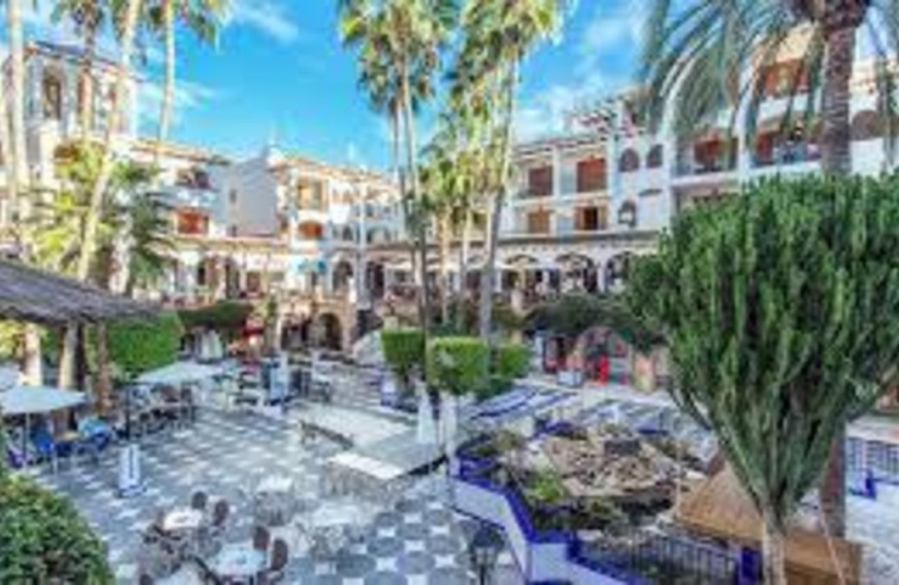 Resale - Apartment -
Villamartin - Costa Blanca