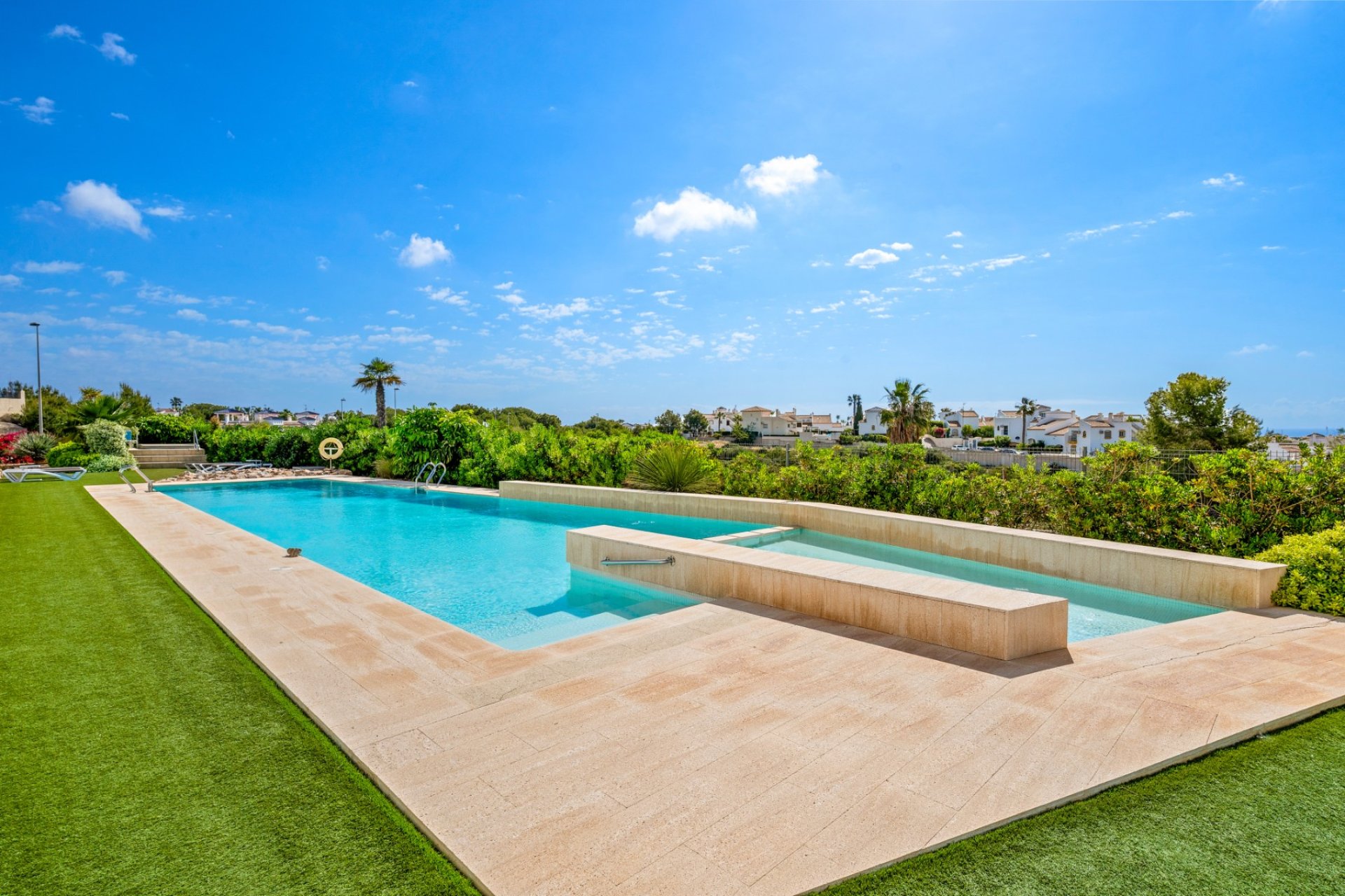 Resale - Apartment -
Villamartin - Costa Blanca
