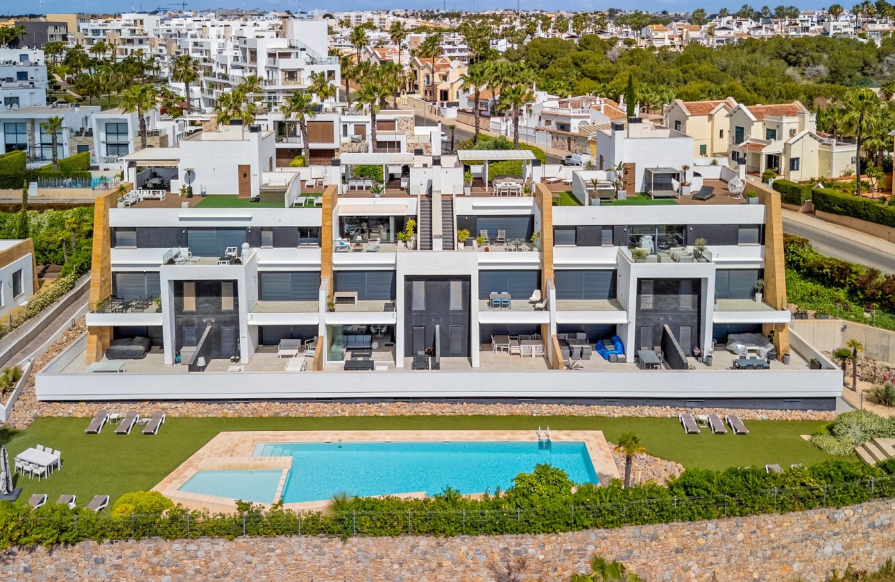 Resale - Apartment -
Villamartin - Costa Blanca