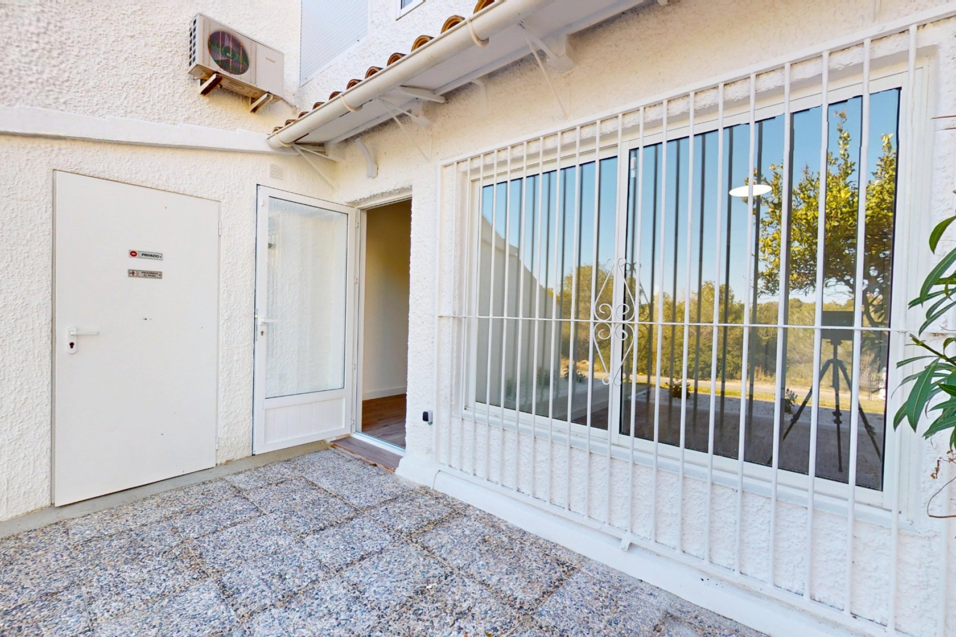 Resale - Apartment -
Villamartin - Costa Blanca